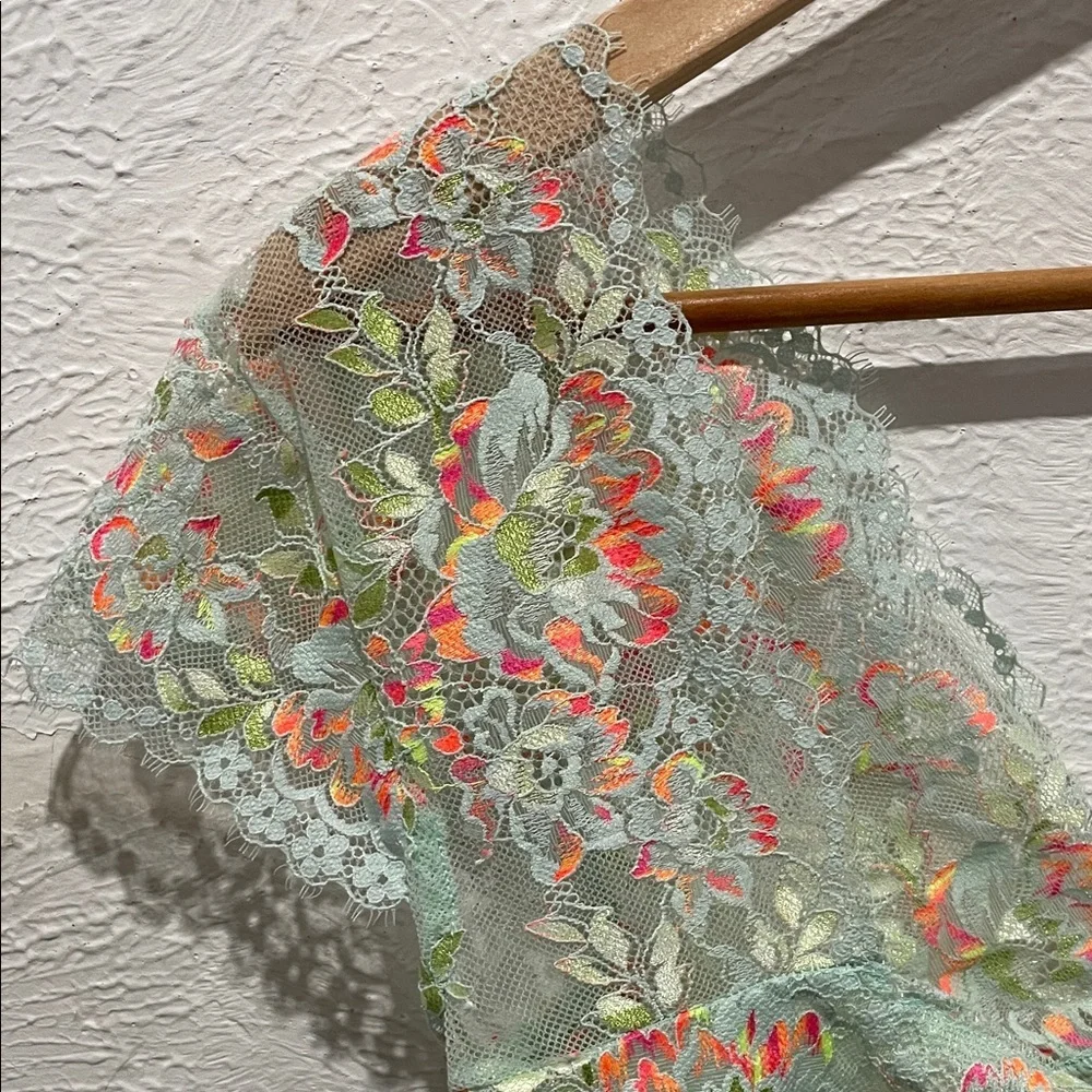 Free People Garden Party Lace Tee Crop Top Large